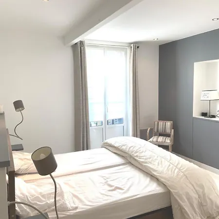 Ker Zen 300m De La Βίλα